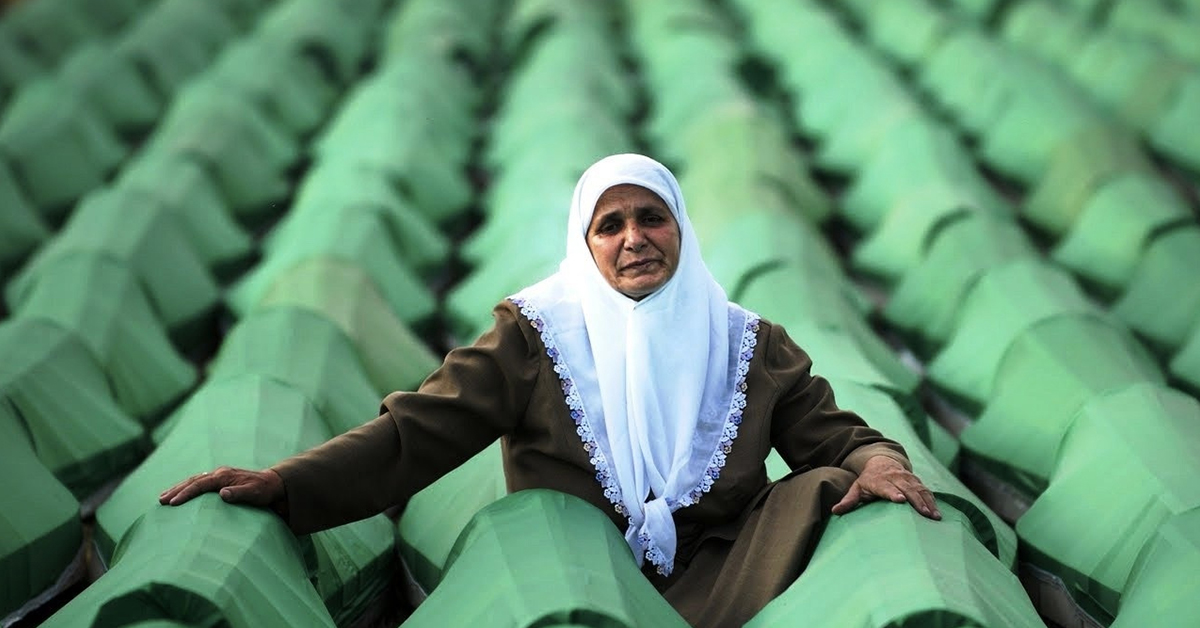 Srebrenistsa Katliamı 